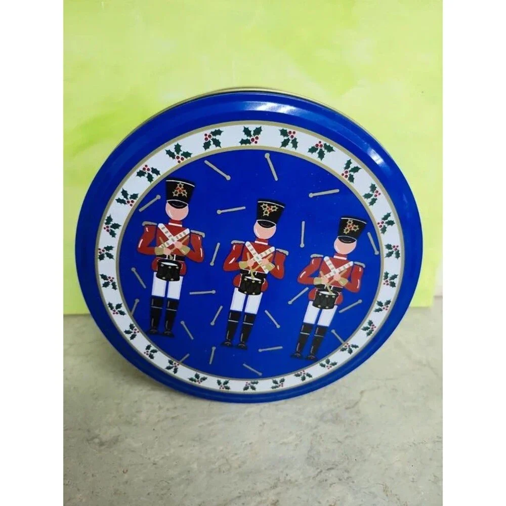 Vintage drummer boy empty cookie tin